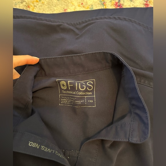 Figs navy scrub set (Rafaela top and jogger bottom) - Picture 8 of 9